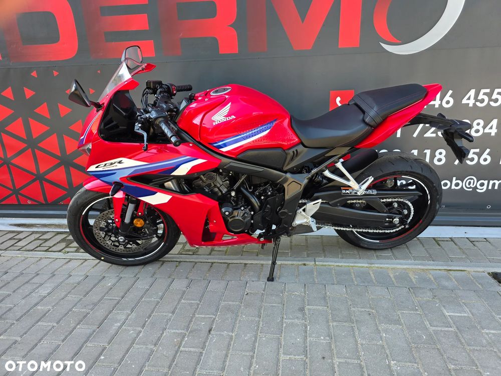 Honda CBR - 3