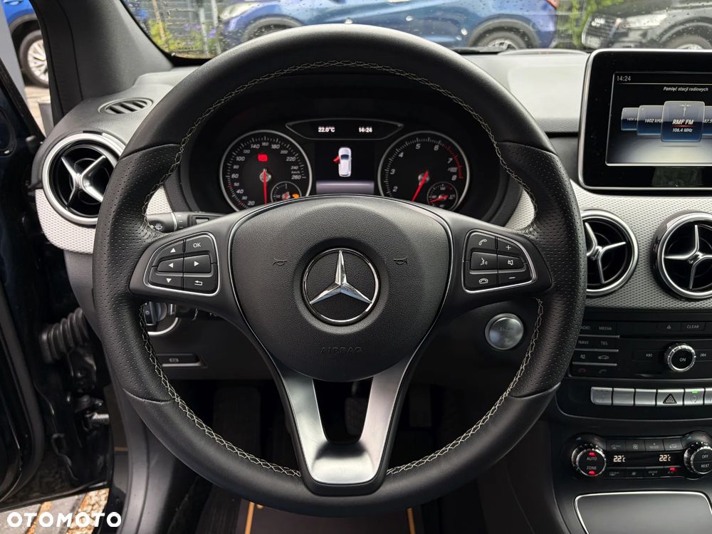 Mercedes-Benz Klasa B 200 Style - 22
