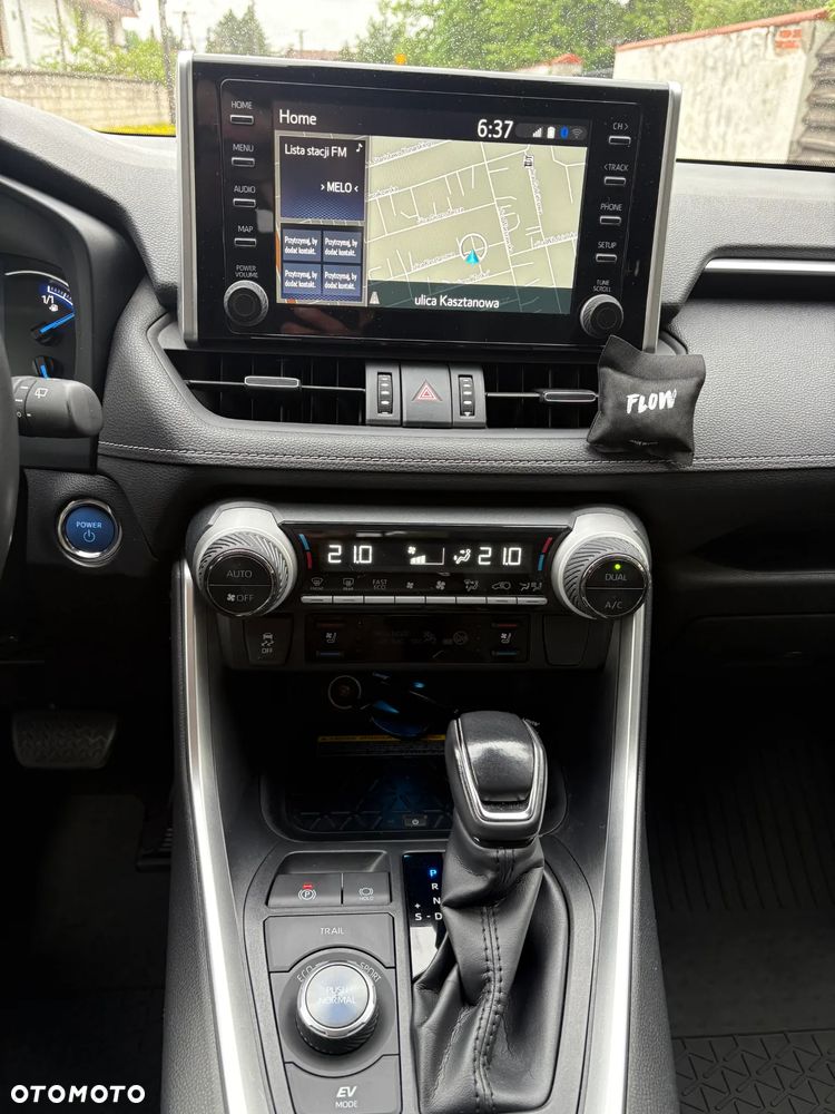 Toyota RAV4 - 12