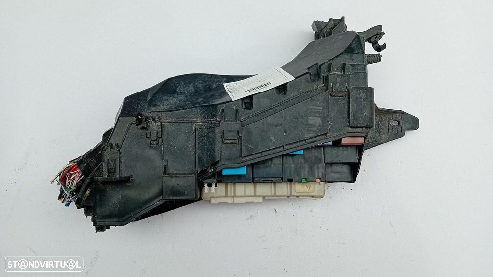 Caixa fusíveis / SAM / BSI TOYOTA iQ (_J1_) - 2