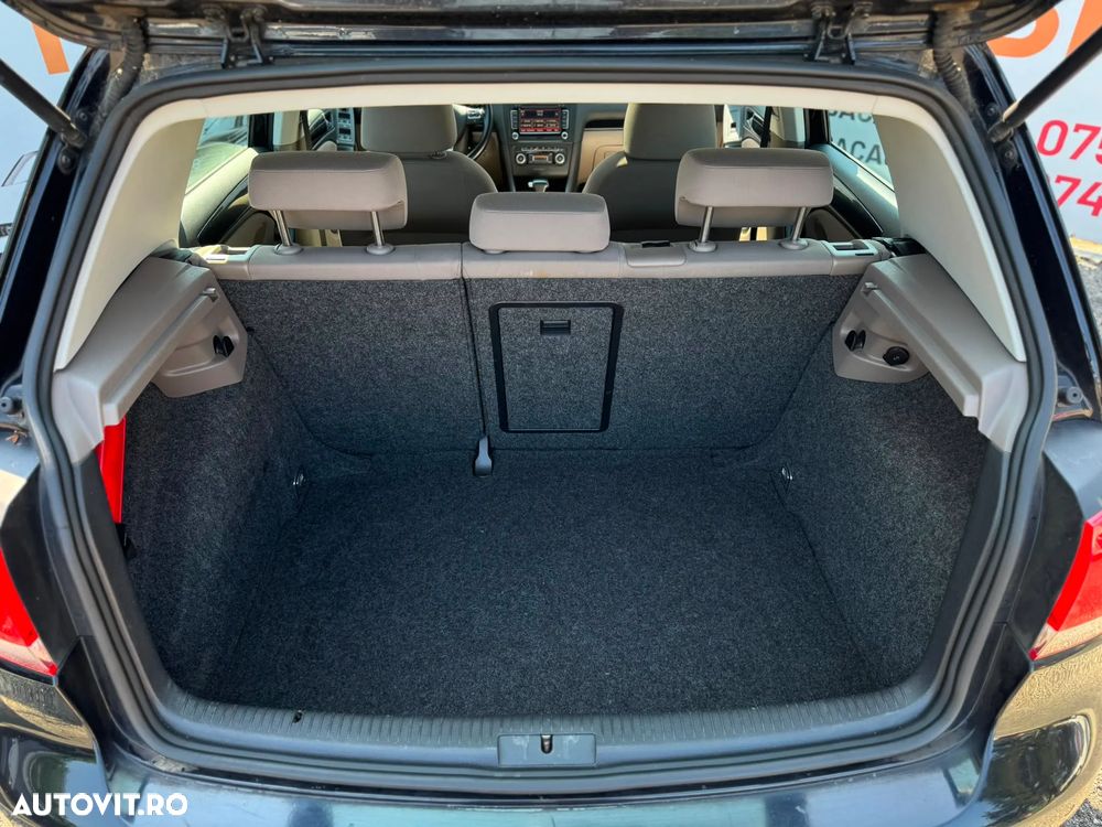 Volkswagen Golf - 25