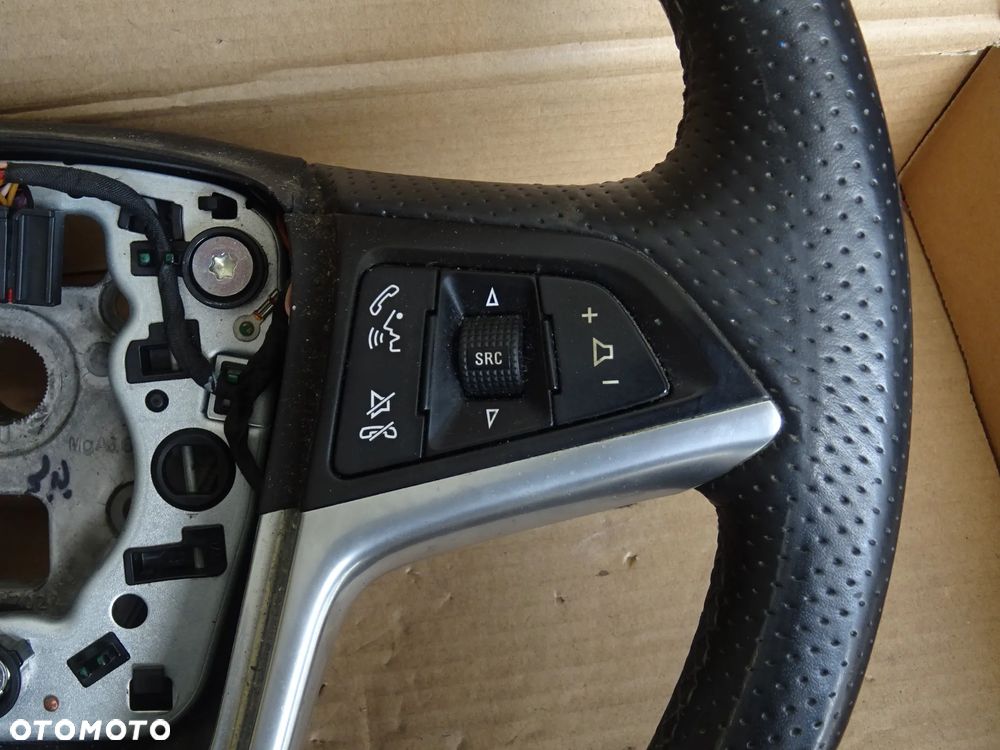 OPEL INSIGNIA A KIEROWNICA MULTIFUNKCJA SKÓRA PERFOROWANA AGR SPORT OPC LINE - 19