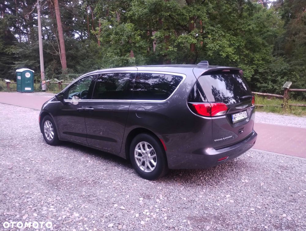 Chrysler Pacifica - 3