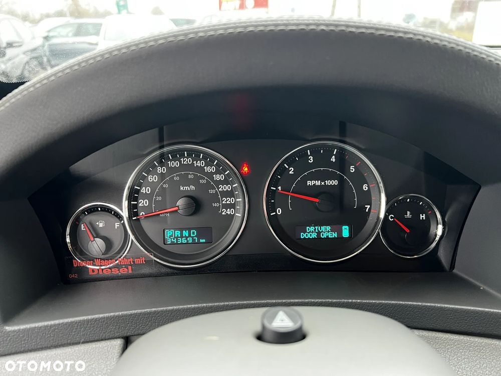 Jeep Grand Cherokee 3.0 CRD Laredo - 22