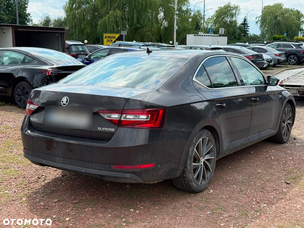 Skoda Superb 2.0 TSI L&K DSG - 2