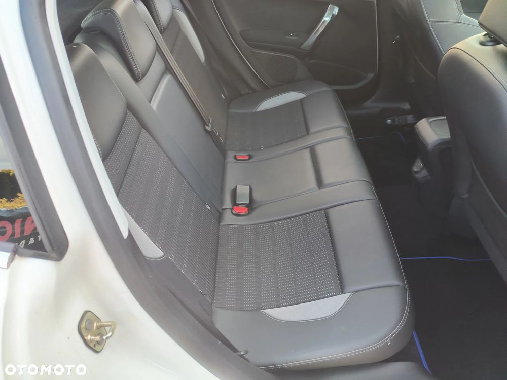 Peugeot 2008 PureTech 82 Allure - 19