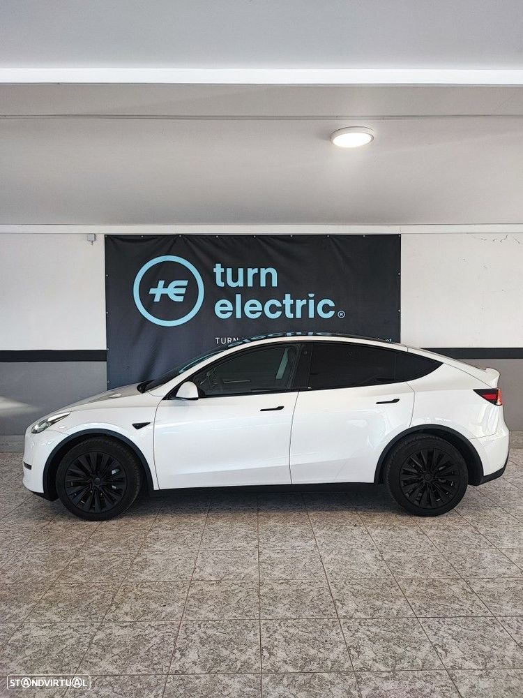 Tesla Model Y Long Range Dual Motor AWD - 1