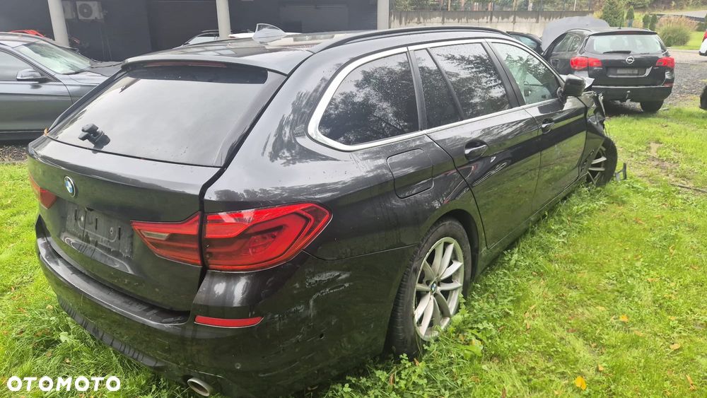 BMW Seria 5 520d Sport Line sport - 3