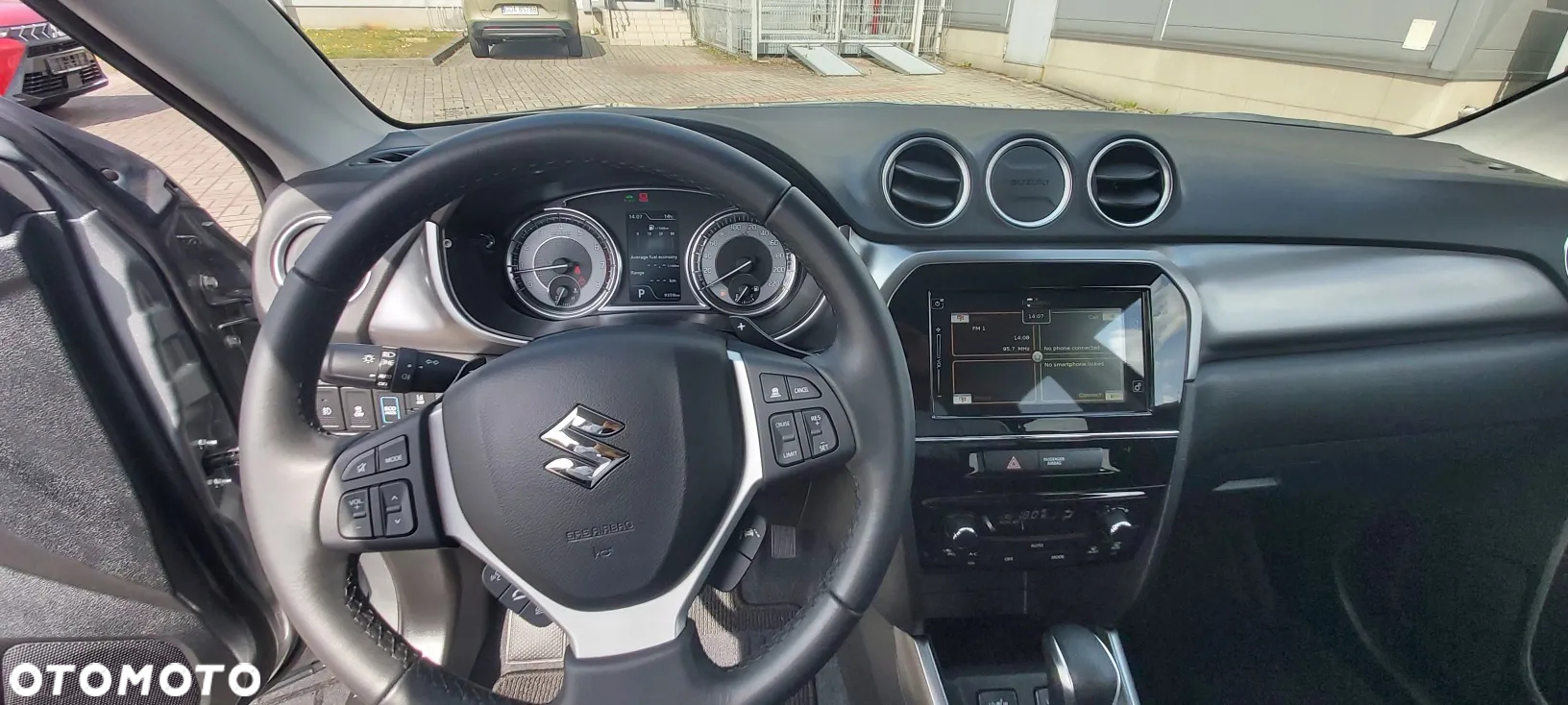 Suzuki Vitara 1.5 Strong Hybrid Premium 2WD AGS - 11