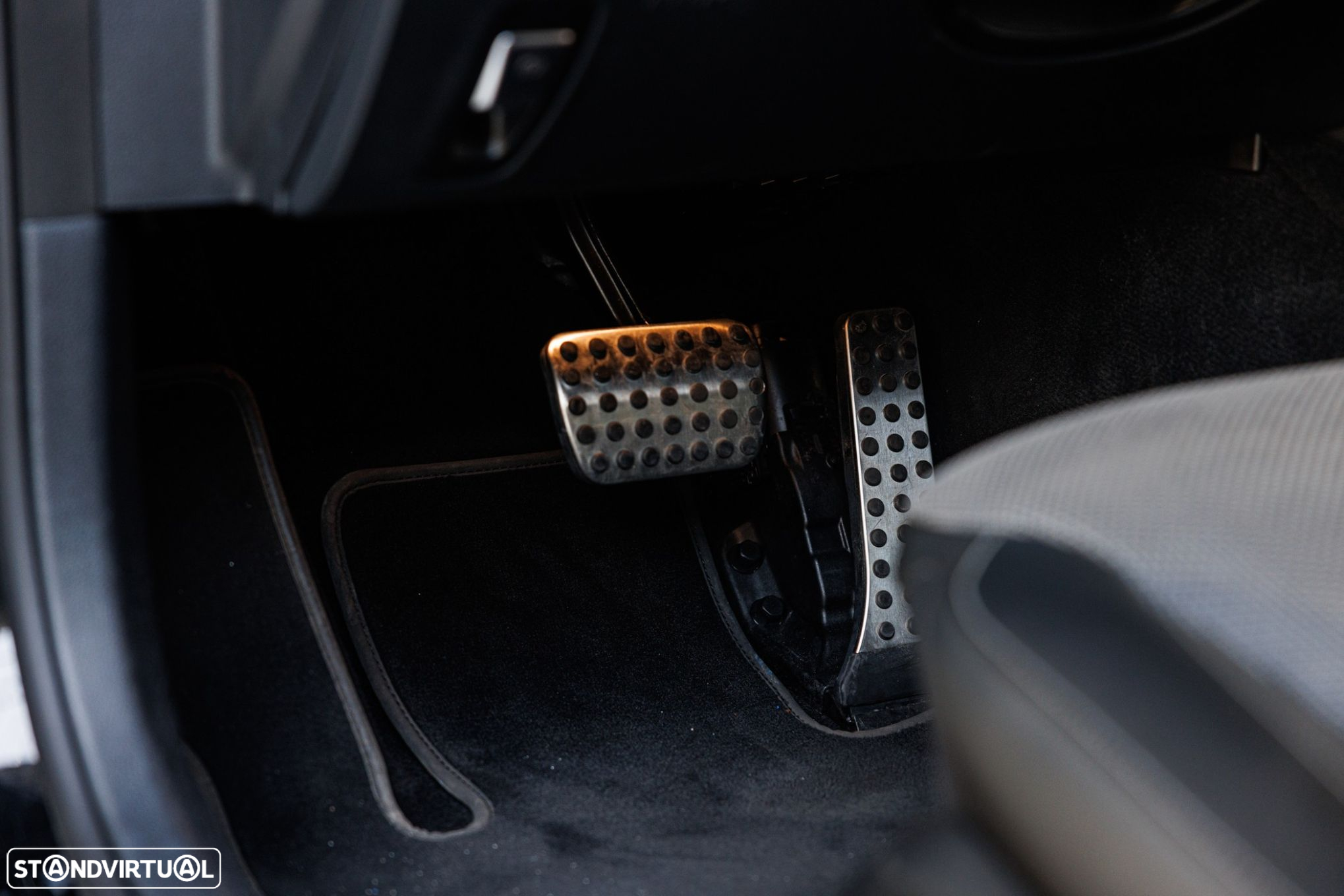Mercedes-Benz E 300 de Avantgarde - 24