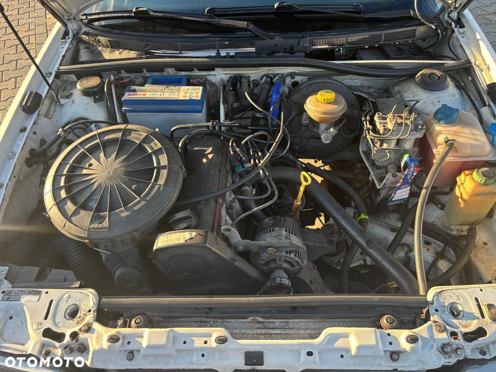 Audi 80 2.0 E - 33