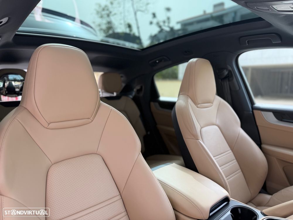 Porsche Cayenne E-Hybrid Tiptronic S - 22