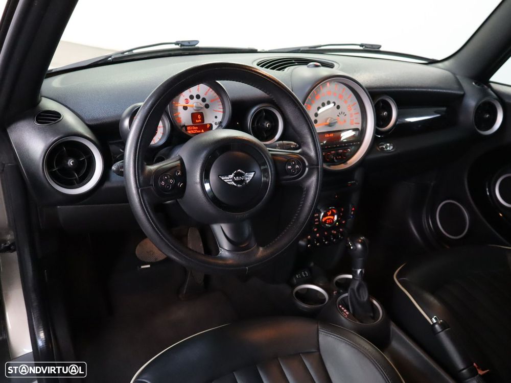 MINI Cabrio Cooper D Auto - 11