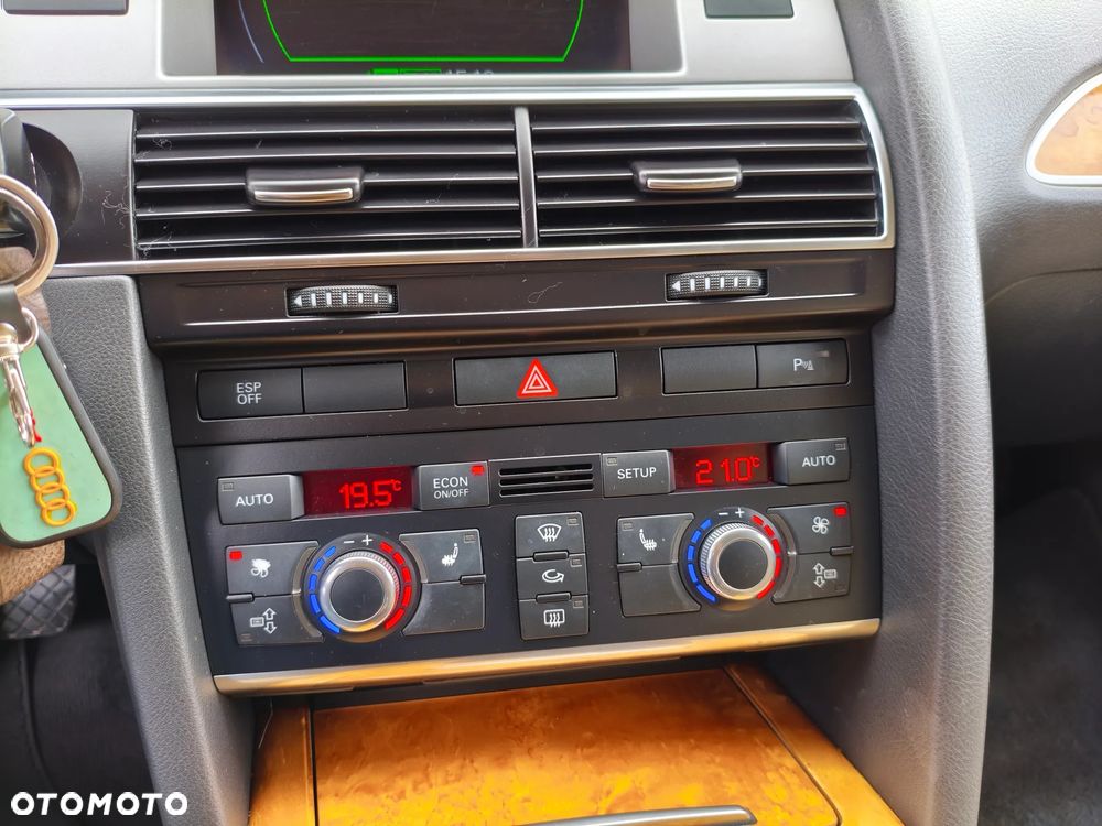 Audi A6 Avant 3.2 FSI tiptronic quattro - 27