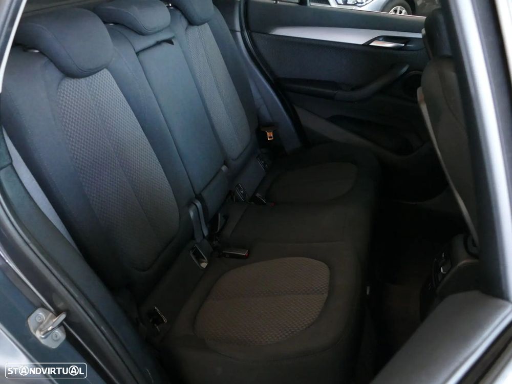 BMW X1 16 d sDrive - 31