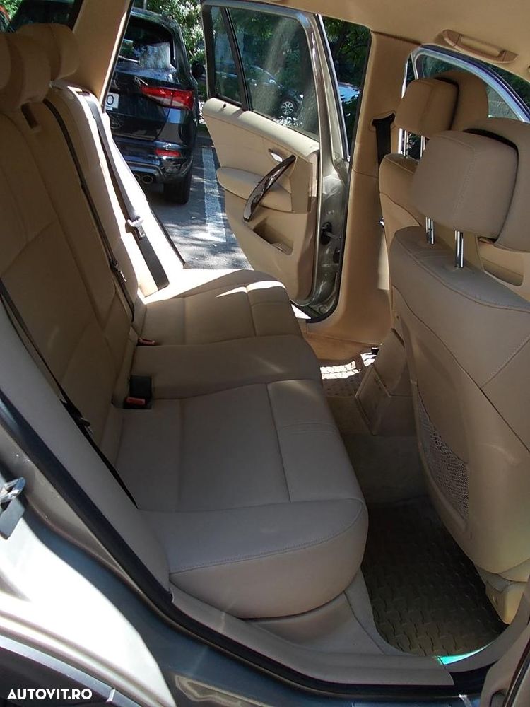 BMW X3 xDrive18d - 16