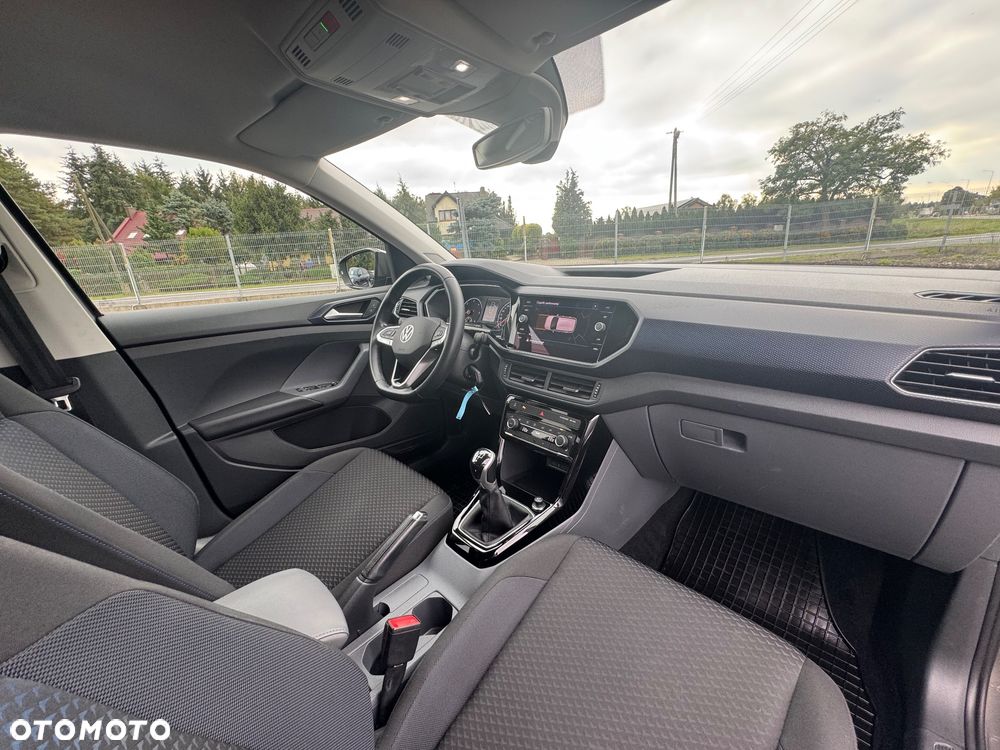 Volkswagen T-Cross - 26