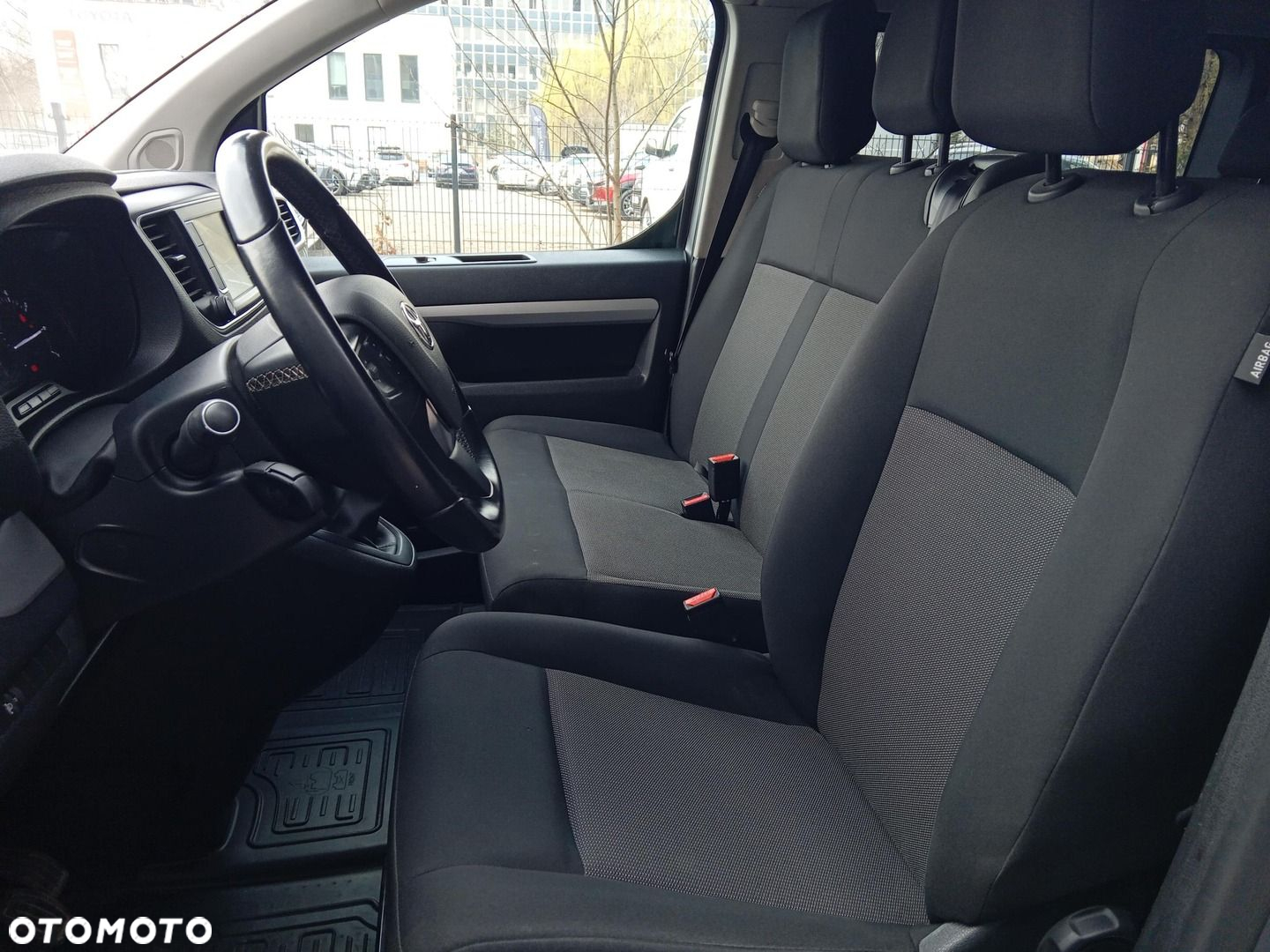 Toyota Proace Verso - 19