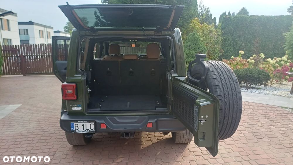 Jeep Wrangler - 10