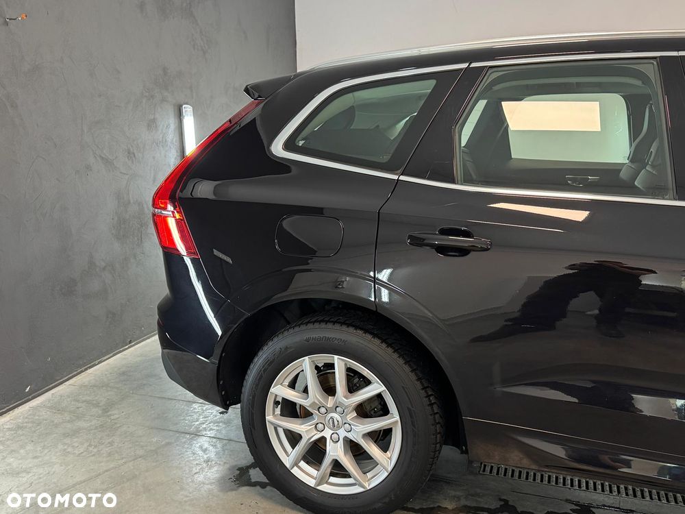 Volvo XC 60 D4 Momentum Pro - 25