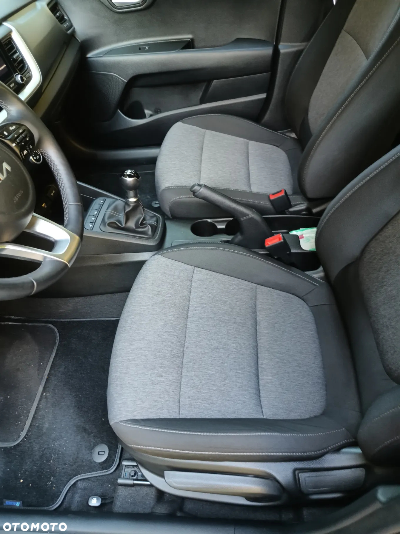 Kia Stonic 1.2 M - 11
