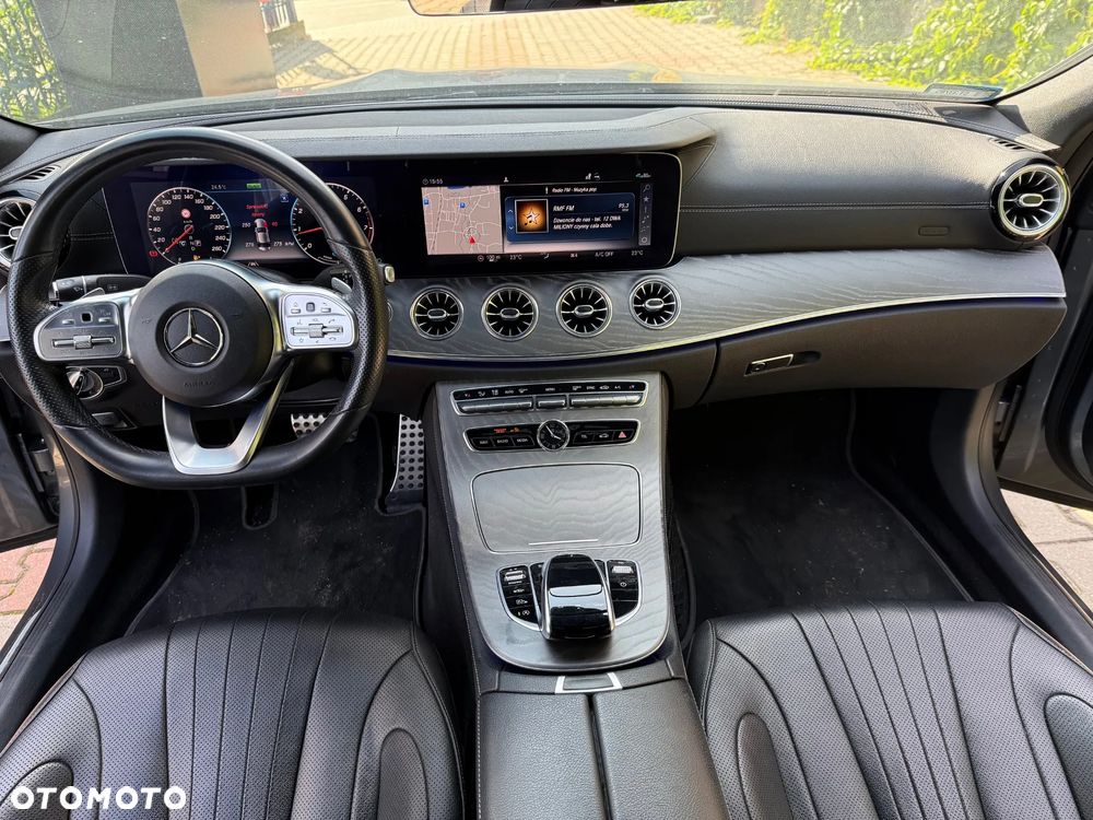 Mercedes-Benz CLS - 9