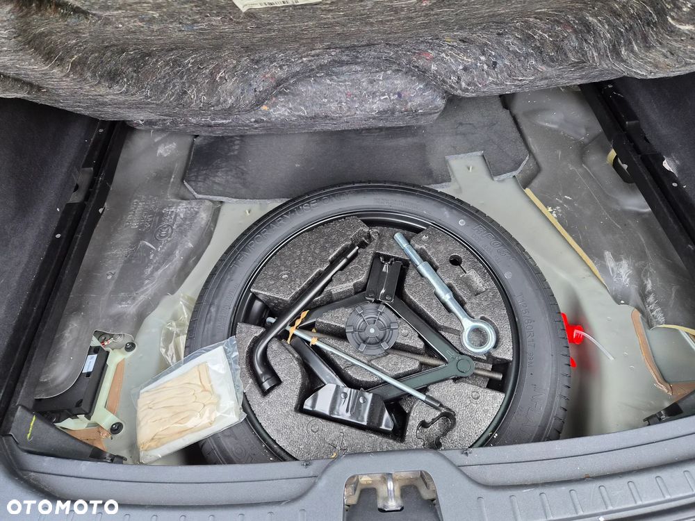 Volvo XC 60 - 25