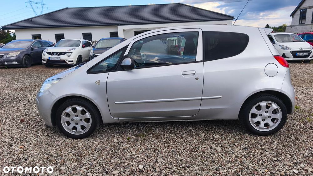 Mitsubishi Colt - 12