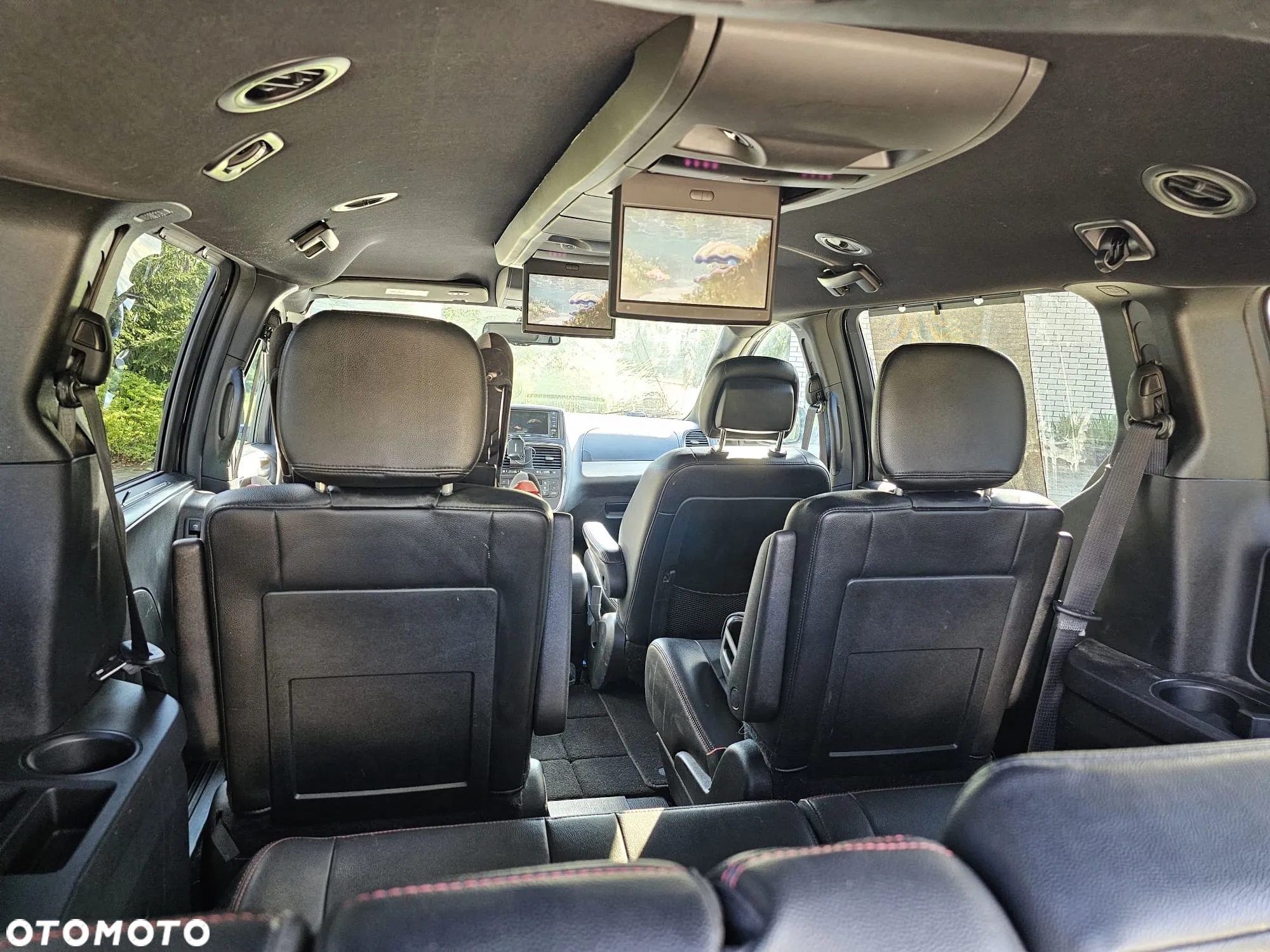 Dodge Grand Caravan 3.6 R/T - 11