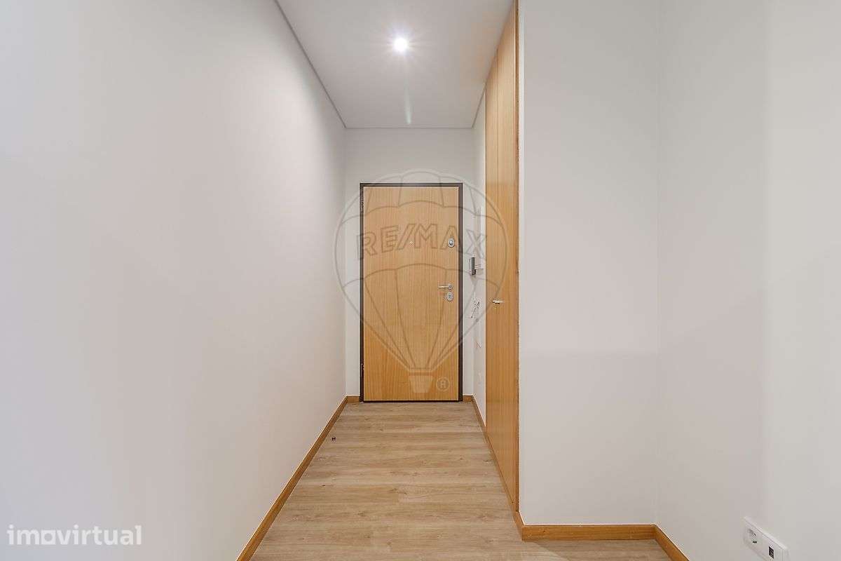 Apartamento T1 para arrendamento - Grande imagem: 2/10