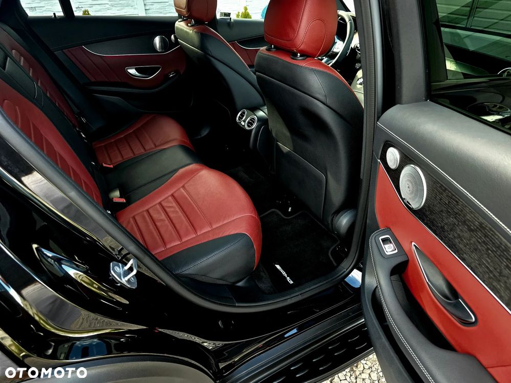 Mercedes-Benz GLC - 23