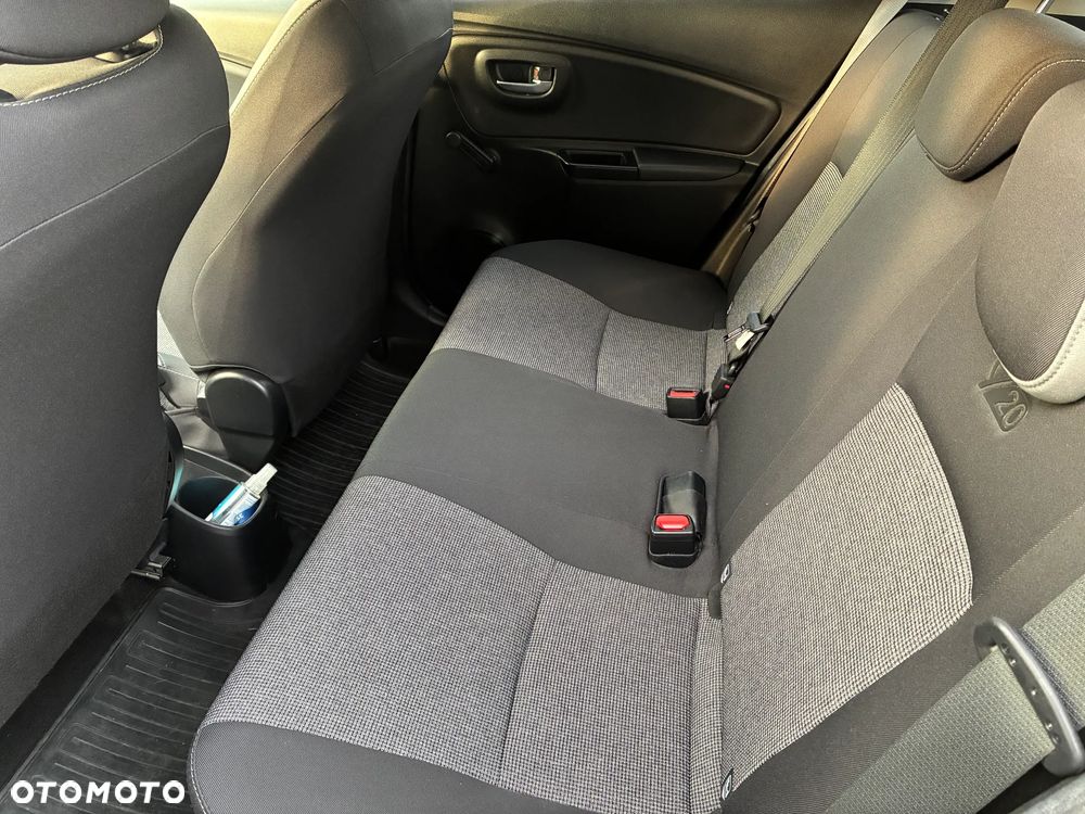 Toyota Yaris 1.5 Premium - 3