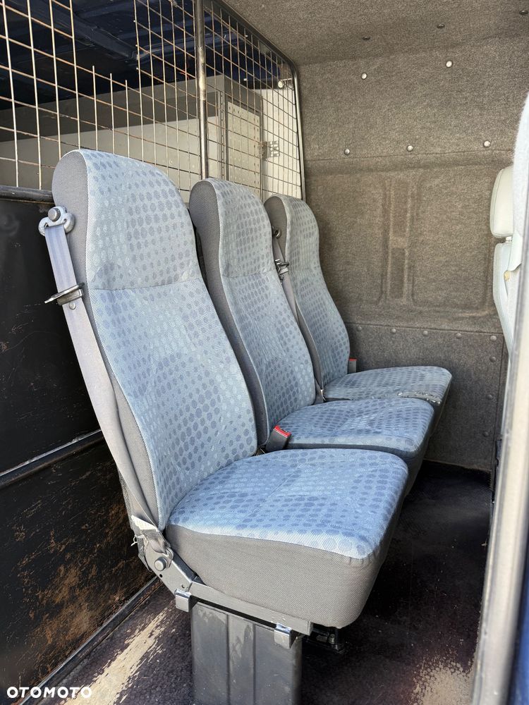 Ford Transit Furgon Brygadowy 6 os. 4x4 L3H2 2.2 TDCI 125KM 4x4 - 21