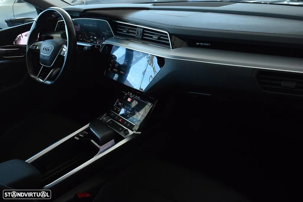 Audi e-tron 55 quattro Advanced - 43