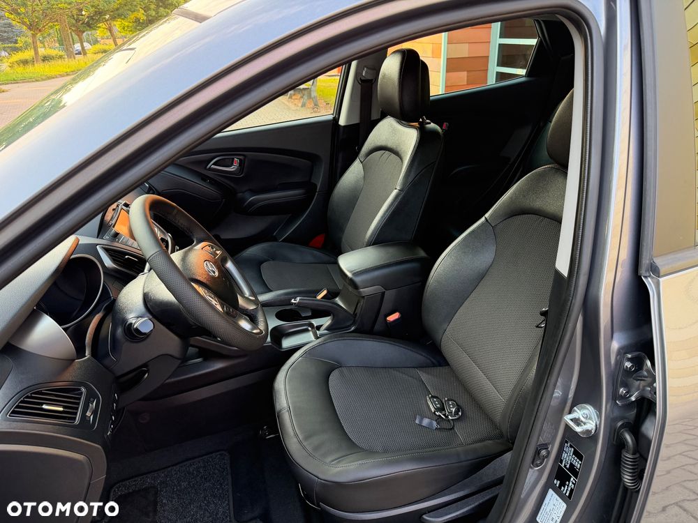 Hyundai ix35 2.0 CRDi 4WD Automatik Style - 22
