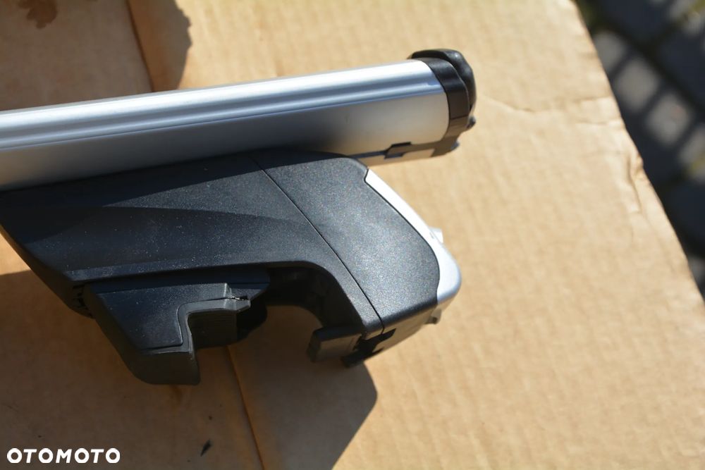 Bagażnik dachowy na relingi zintegrowane długie belki aluminiowy na klucz - 5