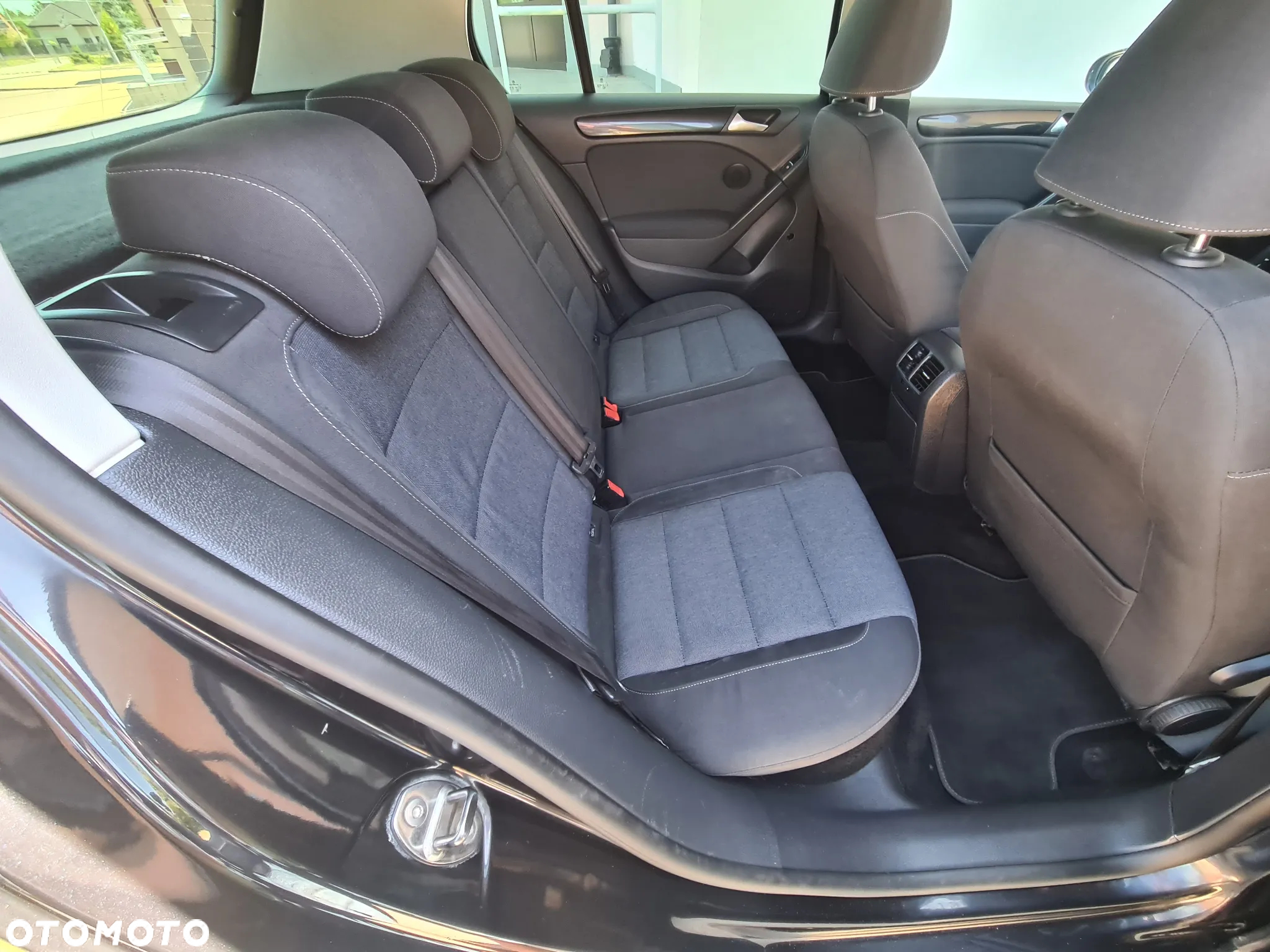 Volkswagen Golf VI 2.0 TDI Highline - 25