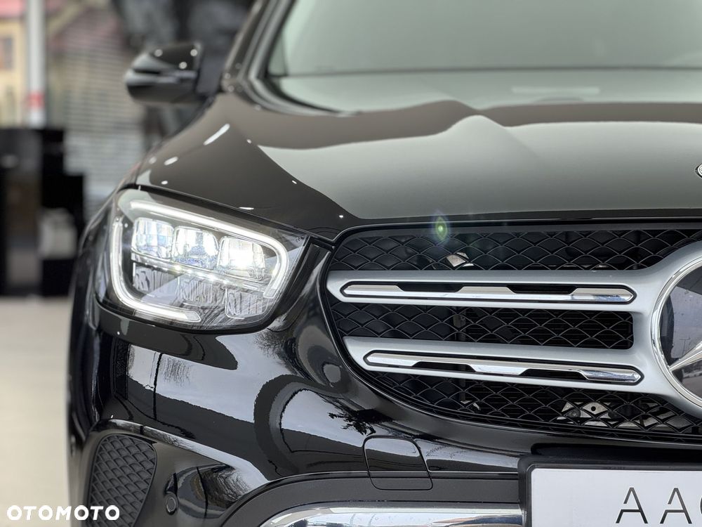 Mercedes-Benz GLC - 40