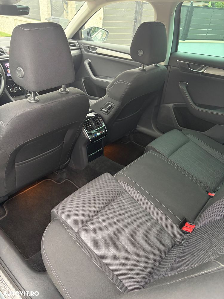 Skoda Superb 2.0 TDI DSG Style - 12