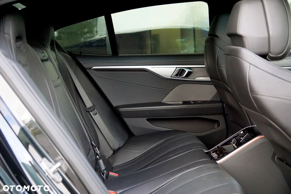 BMW Seria 8 840i Gran Coupe xDrive - 25