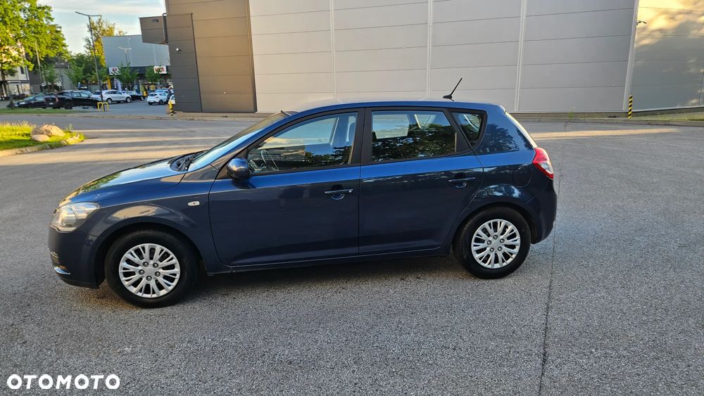 Kia Ceed - 18