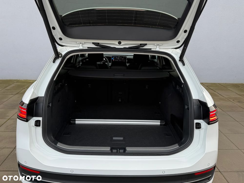 Volkswagen Passat - 7