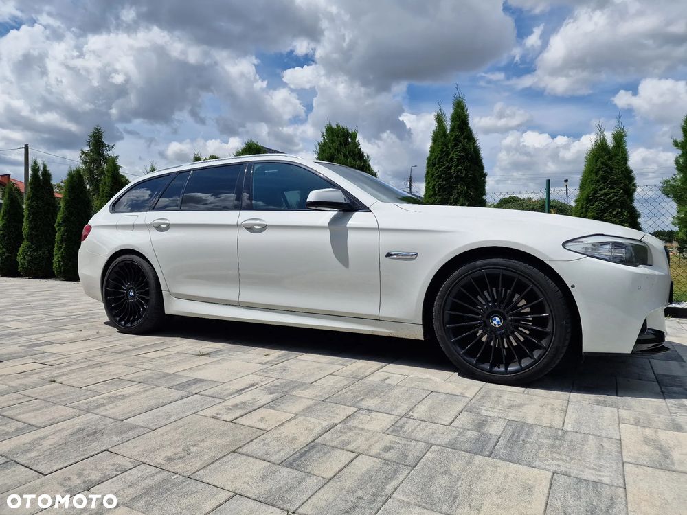 BMW Seria 5 520d - 31