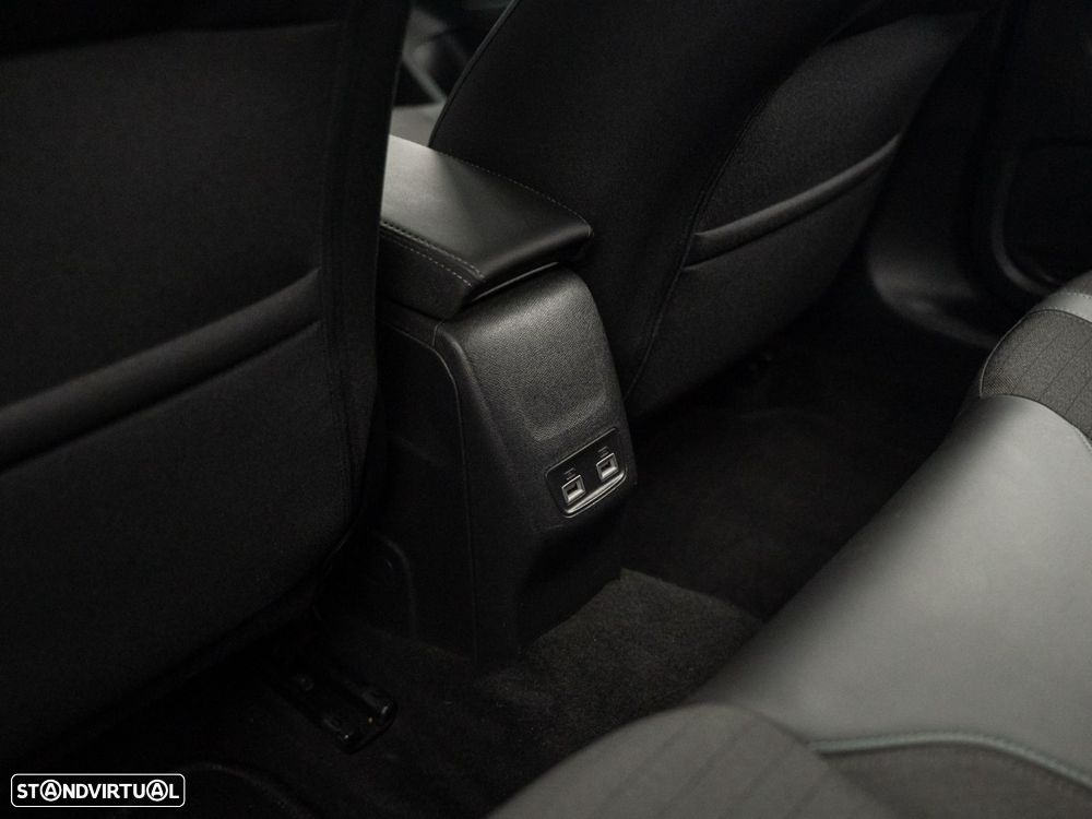Peugeot e-208 50 kWh Allure Pack - 40