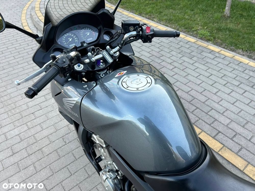 Honda CBF - 15
