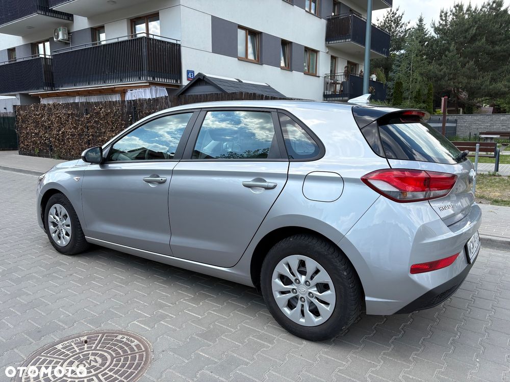 Hyundai i30 1.0 T-GDI Classic + DCT - 10