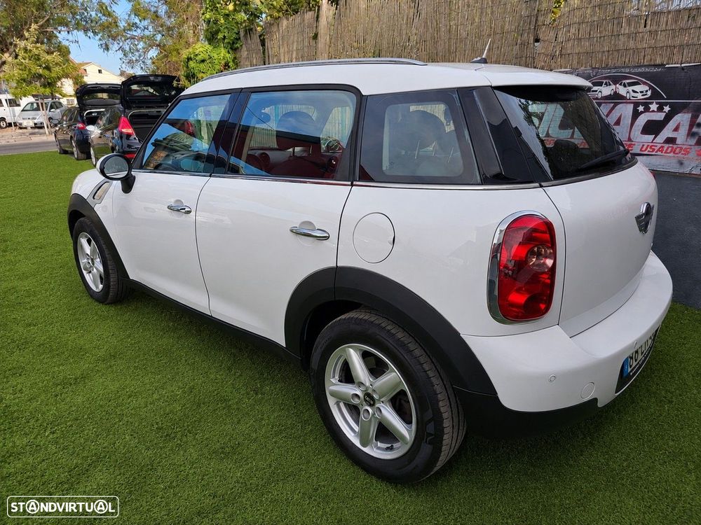 MINI Countryman One D - 3