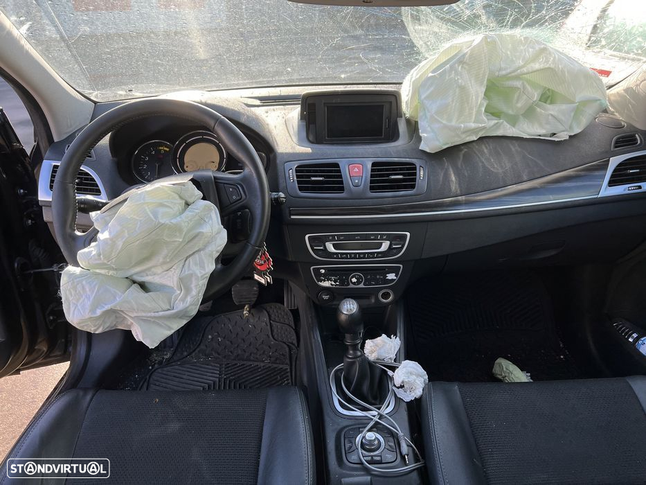 Renault Megane 3 para peças ano 2010 - 5