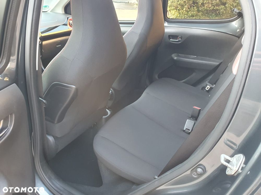 Peugeot 108 VTI 72 Top Allure - 20
