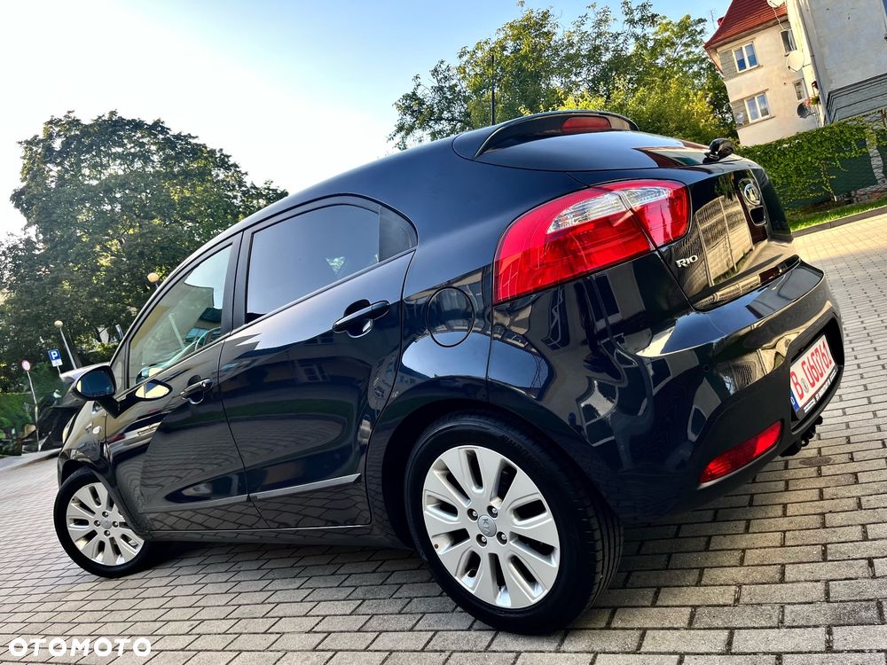 Kia Rio 1.2 Dream-Team Edition - 3